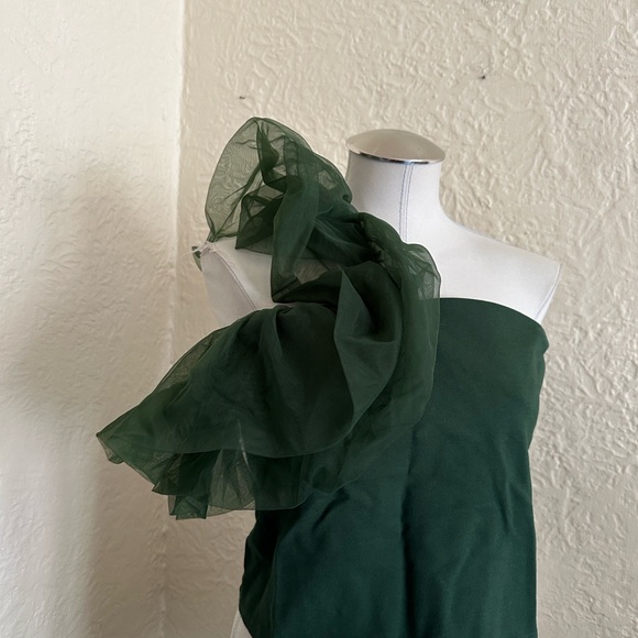 Anthropologie Sunday in Brooklyn Forest Green Asymmetrical Tulle Ruffle Top M - Picture 7 of 13